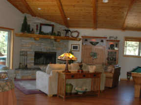 Living Room with fireplace